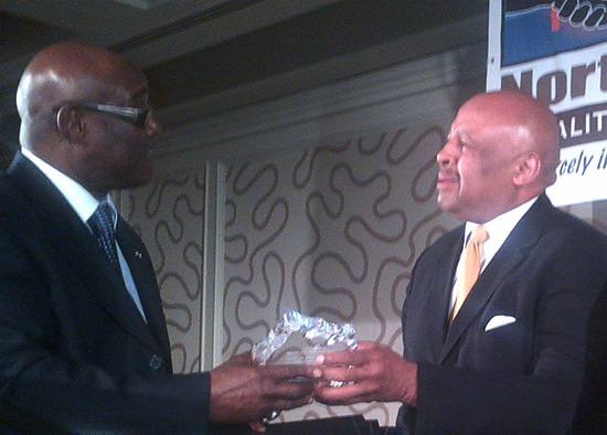Ray Horne presents Community Service Award to Pastor Calvin Jones